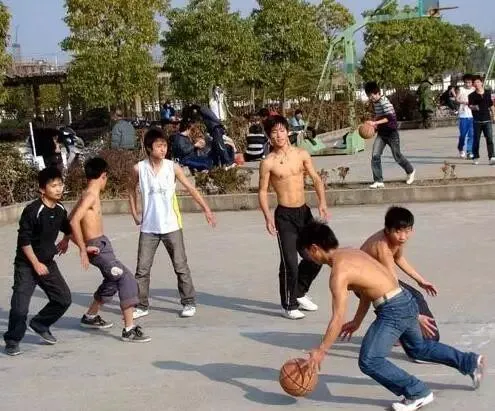 业余爱好者如何系统地学习篮球技能_2